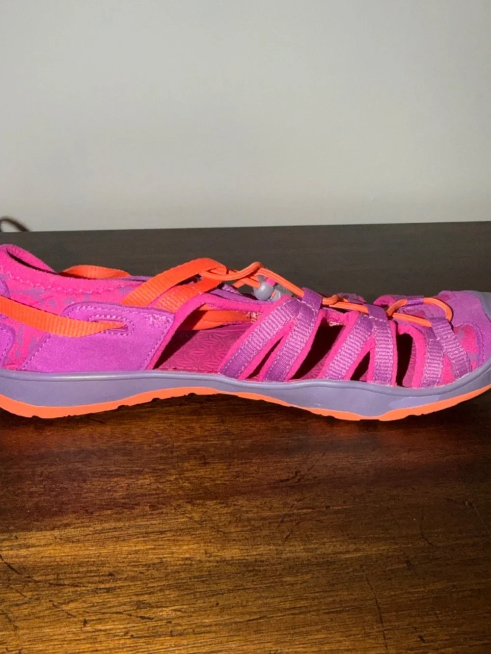 Keen Moxie Pink Orange Sneaker Sandal Youth Big Kids Size 5 Hiking